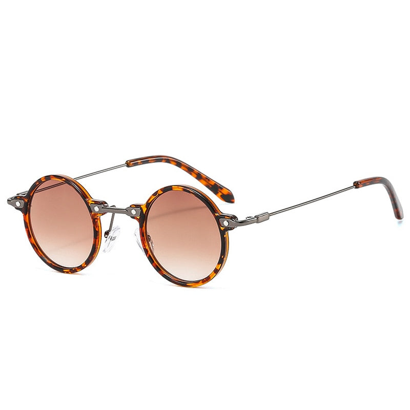 Calanovella Retro Steampunk Small Round Sunglasses Women Fashion Clear