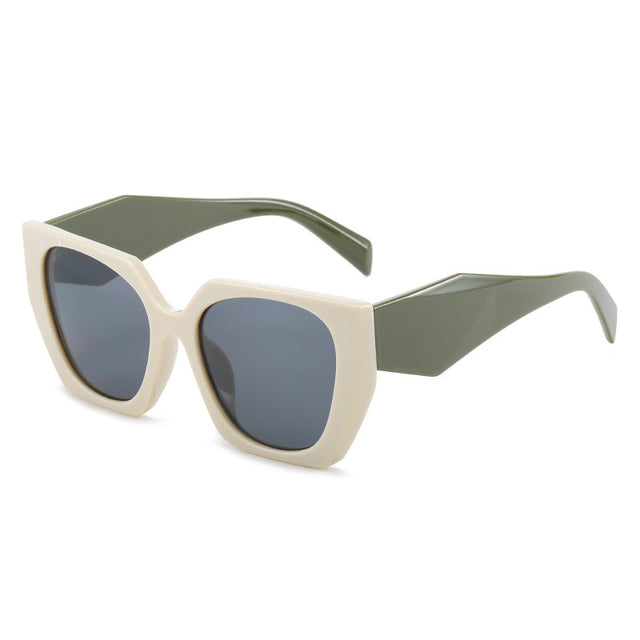 Calanovella Fashion Oversized Cat Eye Unisex Sunglasses Retro Contrast