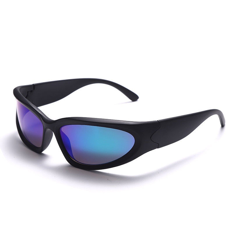 Calanovella Stylish Modern Sporty Sunglasses for Men Women UV400