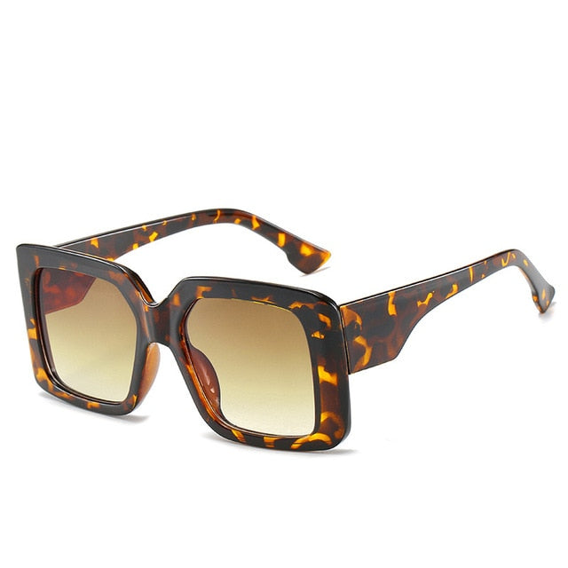 Calanovella Oversized Square Sunglasses Fashion Retro Gradient Sun