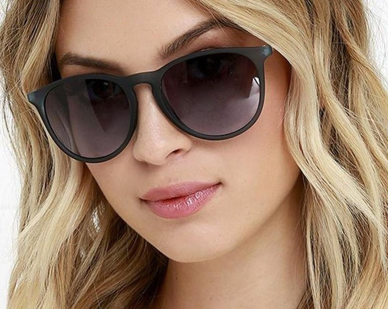 Calanovella Round Sunglasses Men Women Brand Designer Classic Vintage Tortoiseshell Frame Sun Glasses