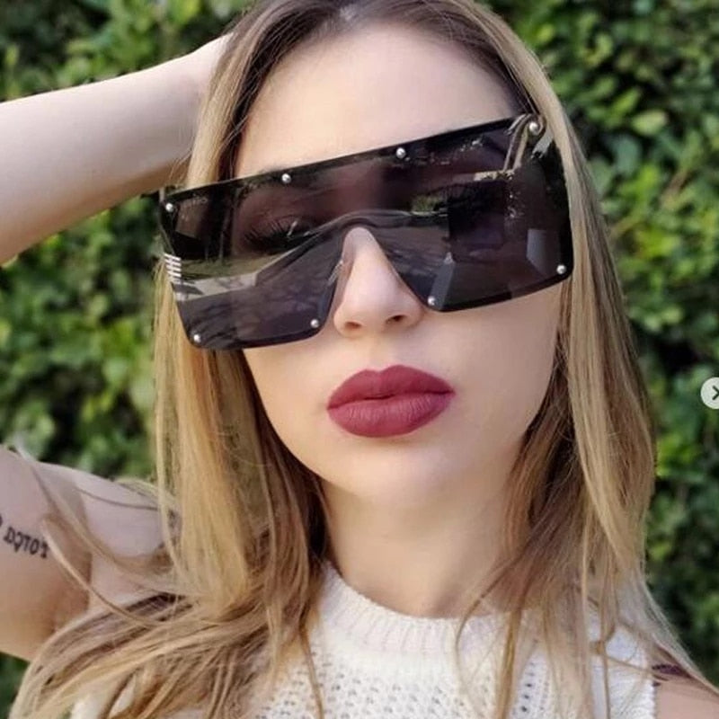 Calanovella Trendy New Square Sunglasses Women Fashion Oversized