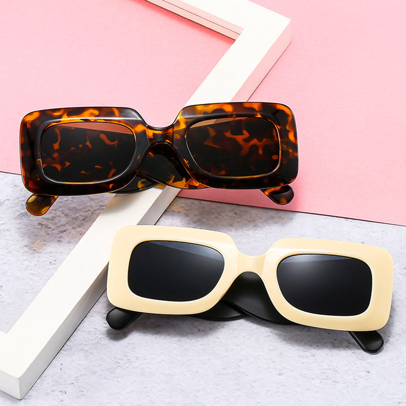 Calanovella Retro Rectangle Sunglasses Women Wide Legs Eyewear Shades