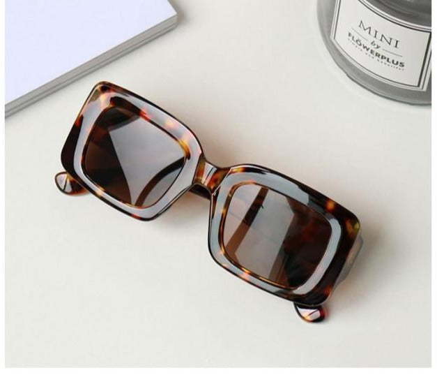 Calanovella Trendy Square Rectangular Fashion Sunglasses UV400