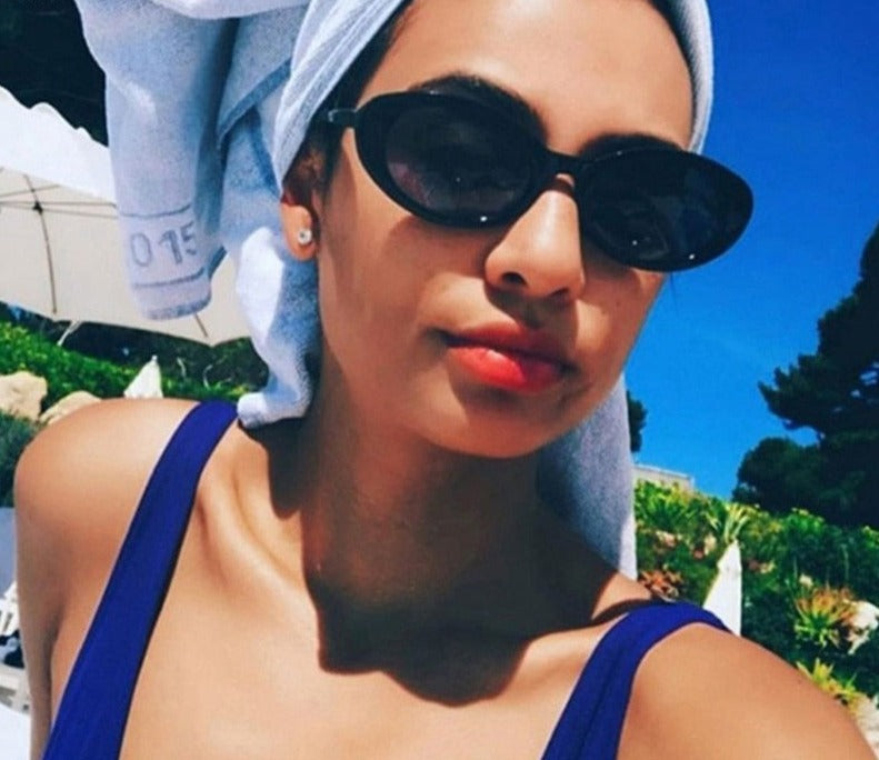 Calanovella New Women's Retro Oval Sunglasses Transparent Gradient Small Frame Fashion Sun Glasses UV400