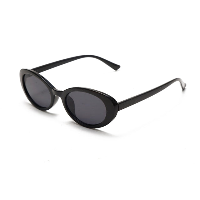 Calanovella New Women's Retro Oval Sunglasses Transparent Gradient Small Frame Fashion Sun Glasses UV400