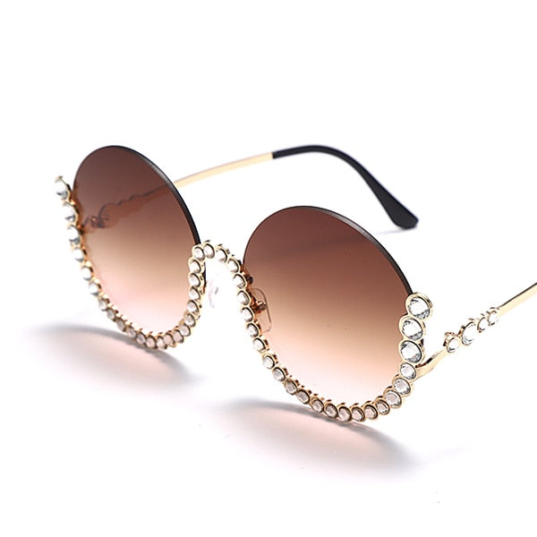 Calanovella Vintage Round Diamond Sunglasses Women New Luxury Women Oval Crystal Retro Glasses Fashion Rhinestone Shades Eyewear UV400