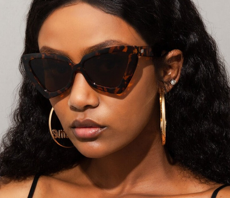 Calanovella Retro Cat Eye Sunglasses Women Vintage Thick Frame Sun