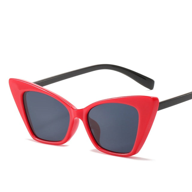 Calanovella Luxury Brand Small Rectangle Sunglasses Women Grey Pink Shades Women 90s Vintage Steampunk Cat Eye Sunglasses Unisex UV400