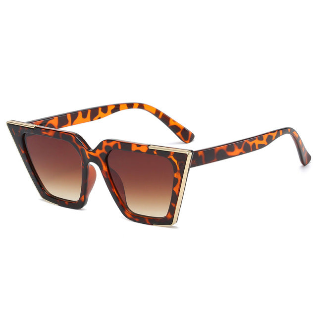 Calanovella Fashion Cat Eye Women Gradient Sunglasses Retro Metal Decoration Men Shades UV400 Trending Yellow Sun Glasses