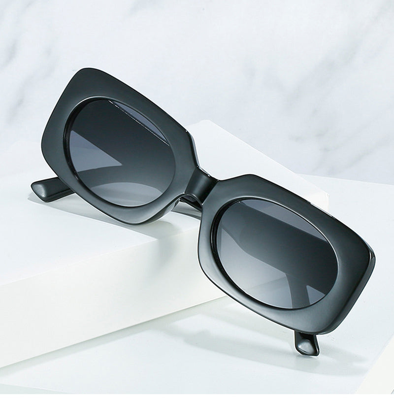 Calanovella Retro Square Colorful Sunglasses Women Fashion Green Yellow Shades UV400 Men Trending Sun Glasses